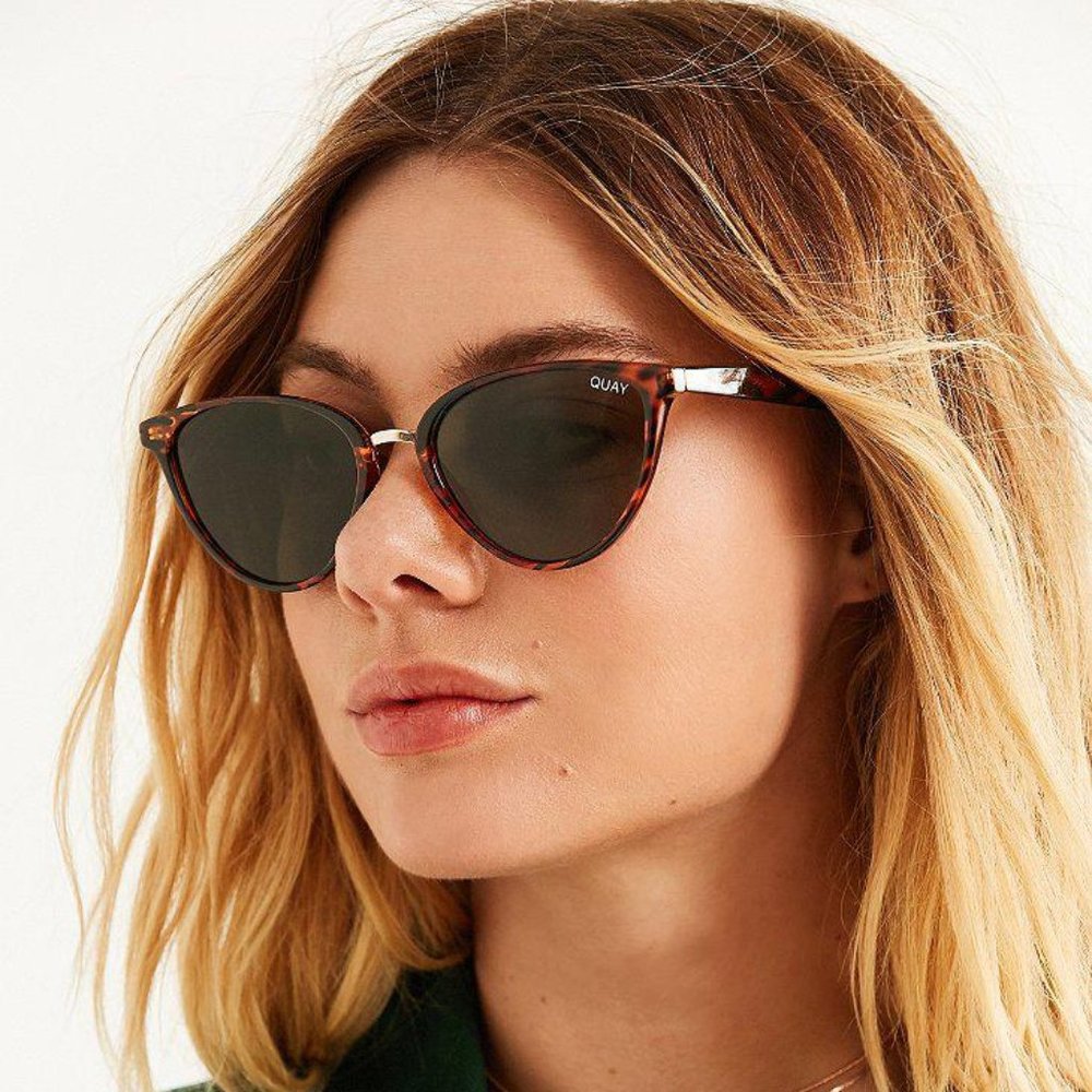 SOLD! Quay Australia RUMOURS Sunglasses New